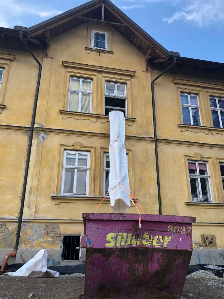 Fleksibilna cijev za šut u upotrebi 8
